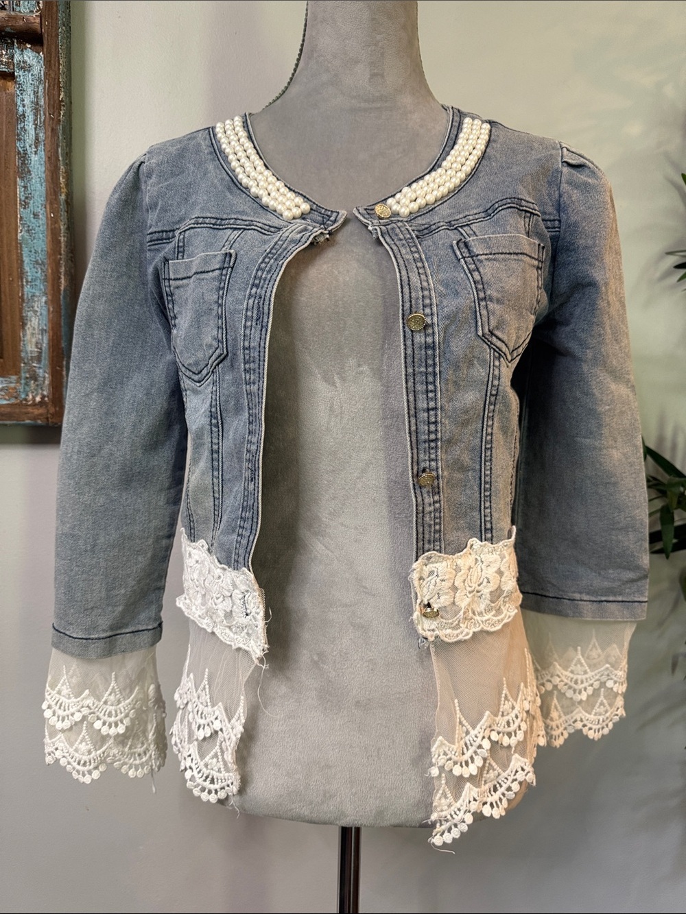 Denim Jacket with Pearl Collar & Lace Trim S/M